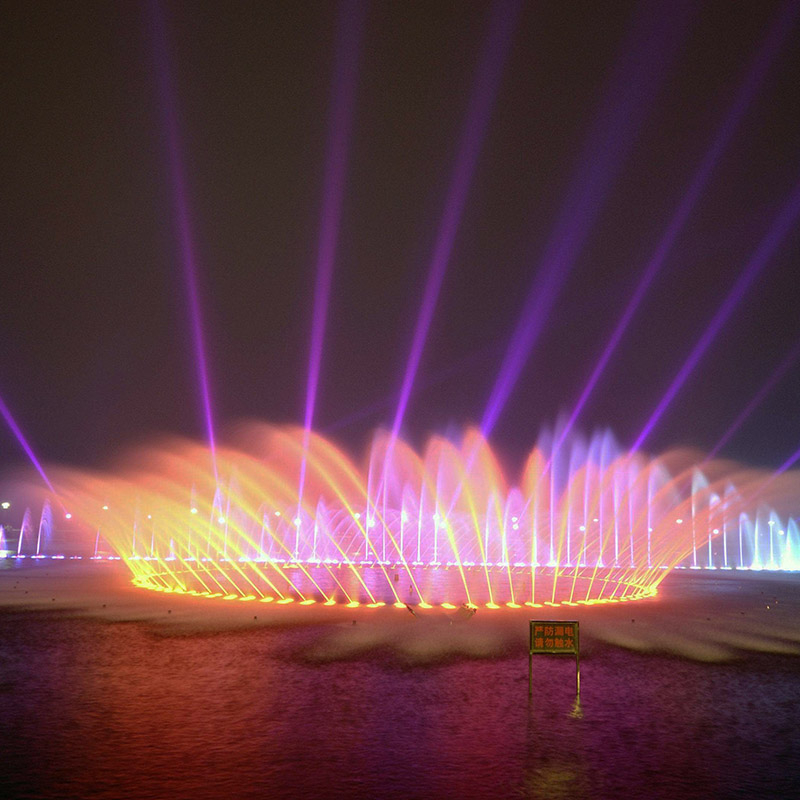 Fire And Water Musical Fountain Show for Dramatic Visual Contrast